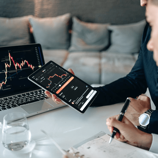 MetaProfit X - Tým odborníků na kryptoměny